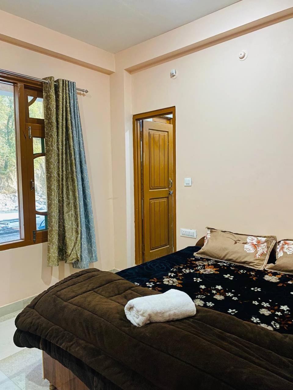 Hom House Of Mannmauji Riverside Kasol Dış mekan fotoğraf